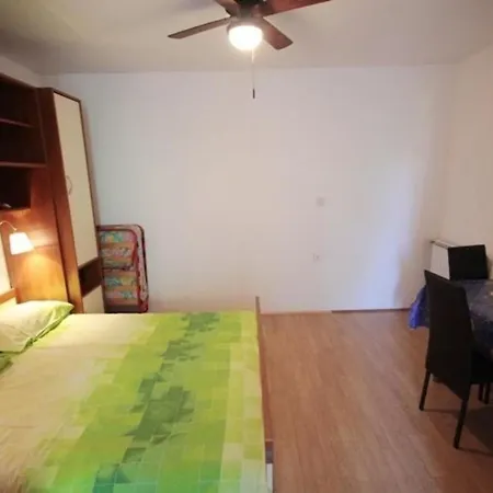 Apartment Fuer 2 Personen Ca 30 M In Novigrad, Adriakueste Kroatien Westkueste Von Istrien