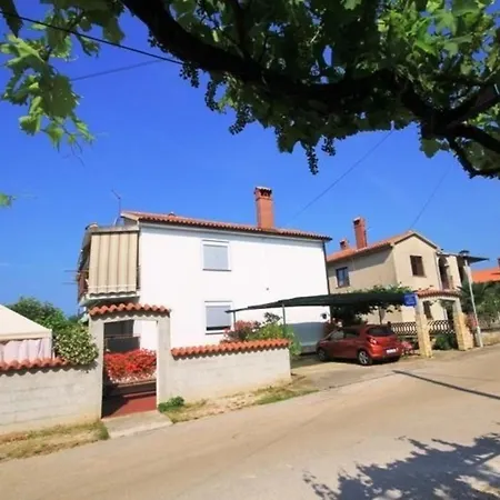 Fuer 2 Personen Ca 30 M In Novigrad, Adriakueste Kroatien Westkueste Von Istrien * Karpinjan